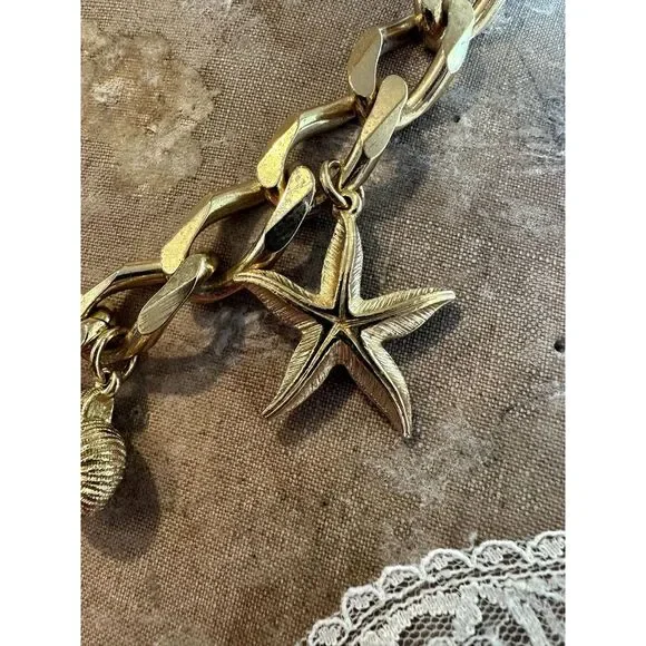 CHRISTIAN DIOR Necklace Seashell Shell Starfish Seahorse Chunky Gold Tone - Picture 8 of 15